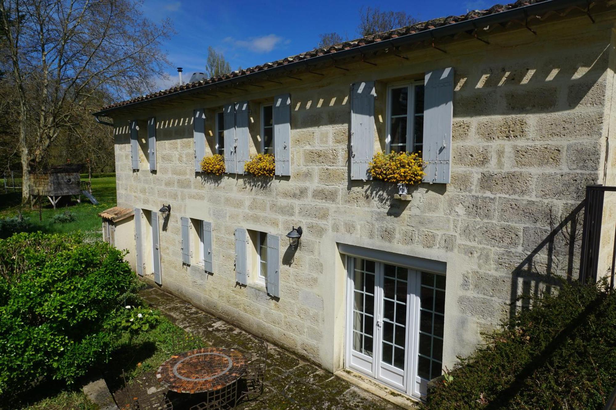 Moulin Notre Dame Hotel Saint-Genès-de-Castillon Eksteriør billede