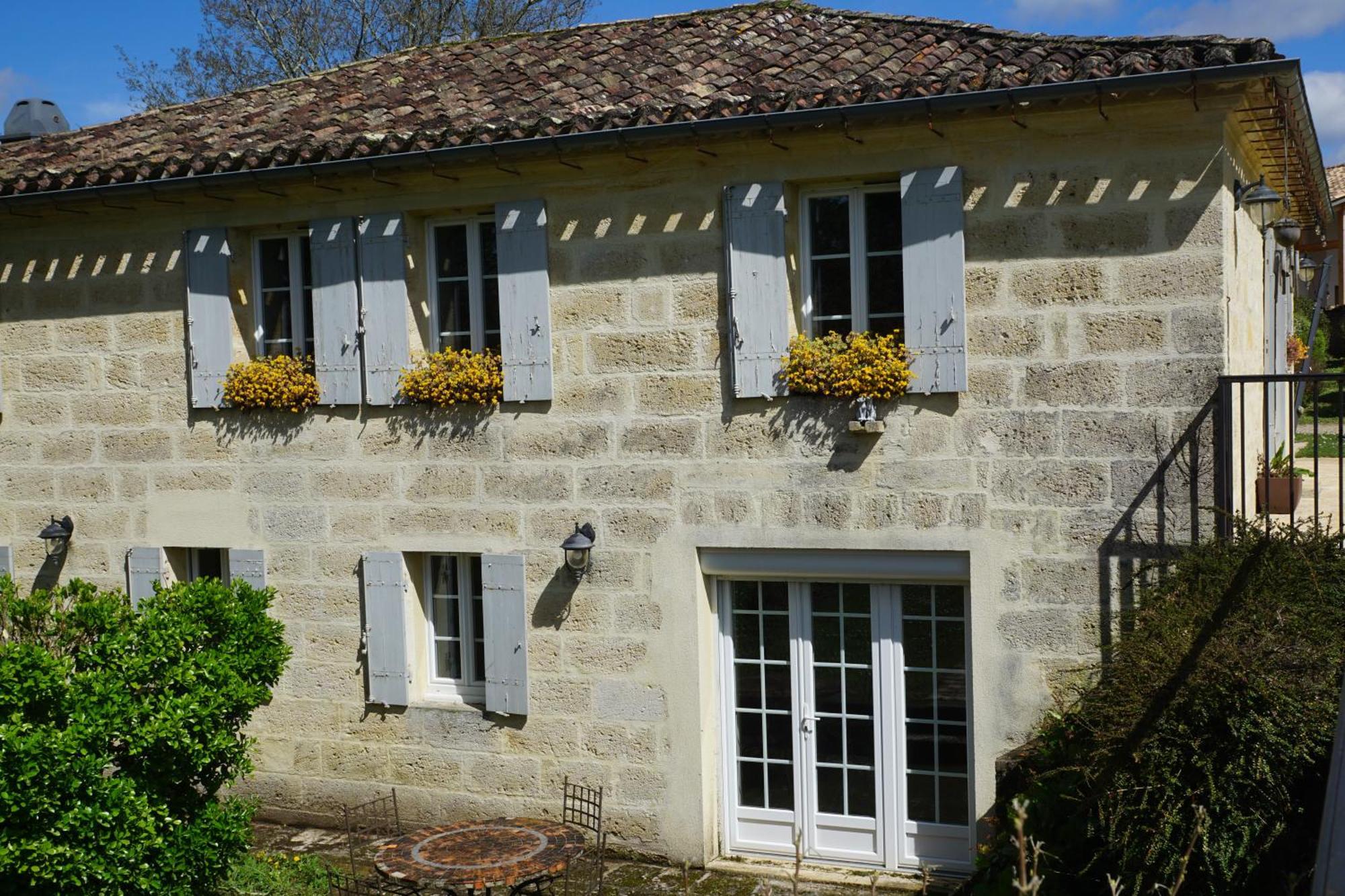Moulin Notre Dame Hotel Saint-Genès-de-Castillon Eksteriør billede