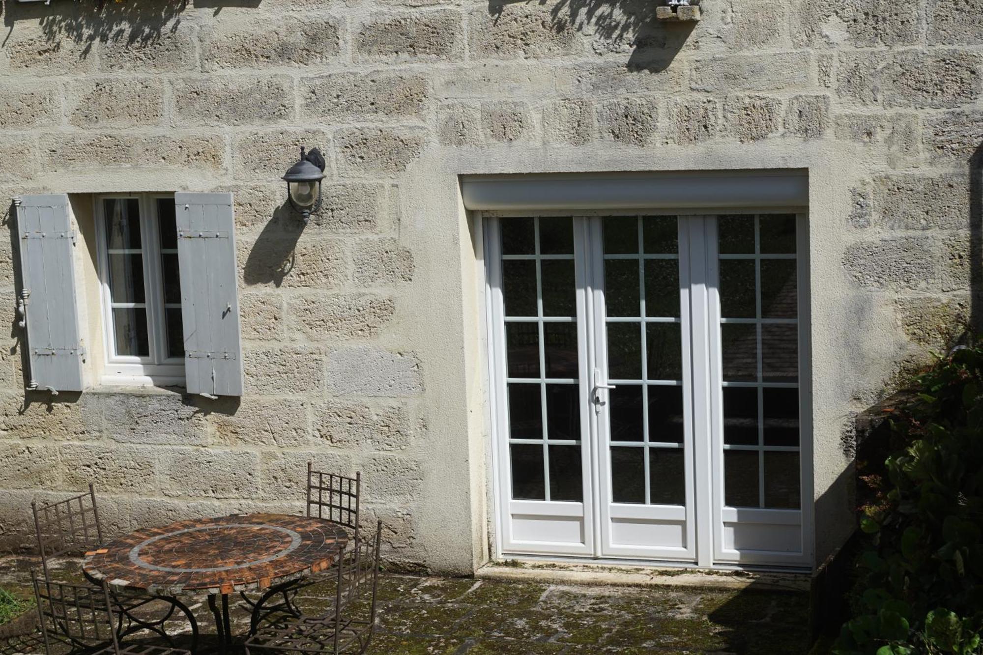 Moulin Notre Dame Hotel Saint-Genès-de-Castillon Eksteriør billede