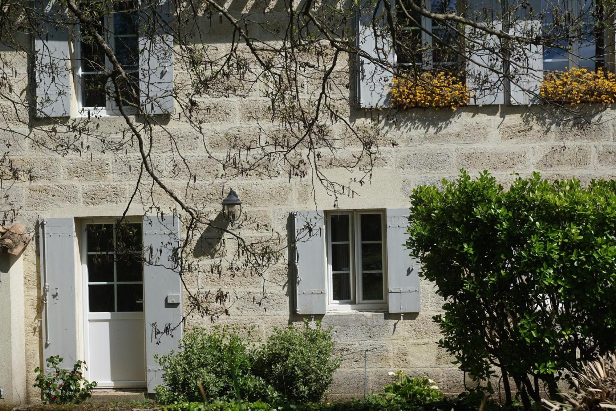 Moulin Notre Dame Hotel Saint-Genès-de-Castillon Eksteriør billede