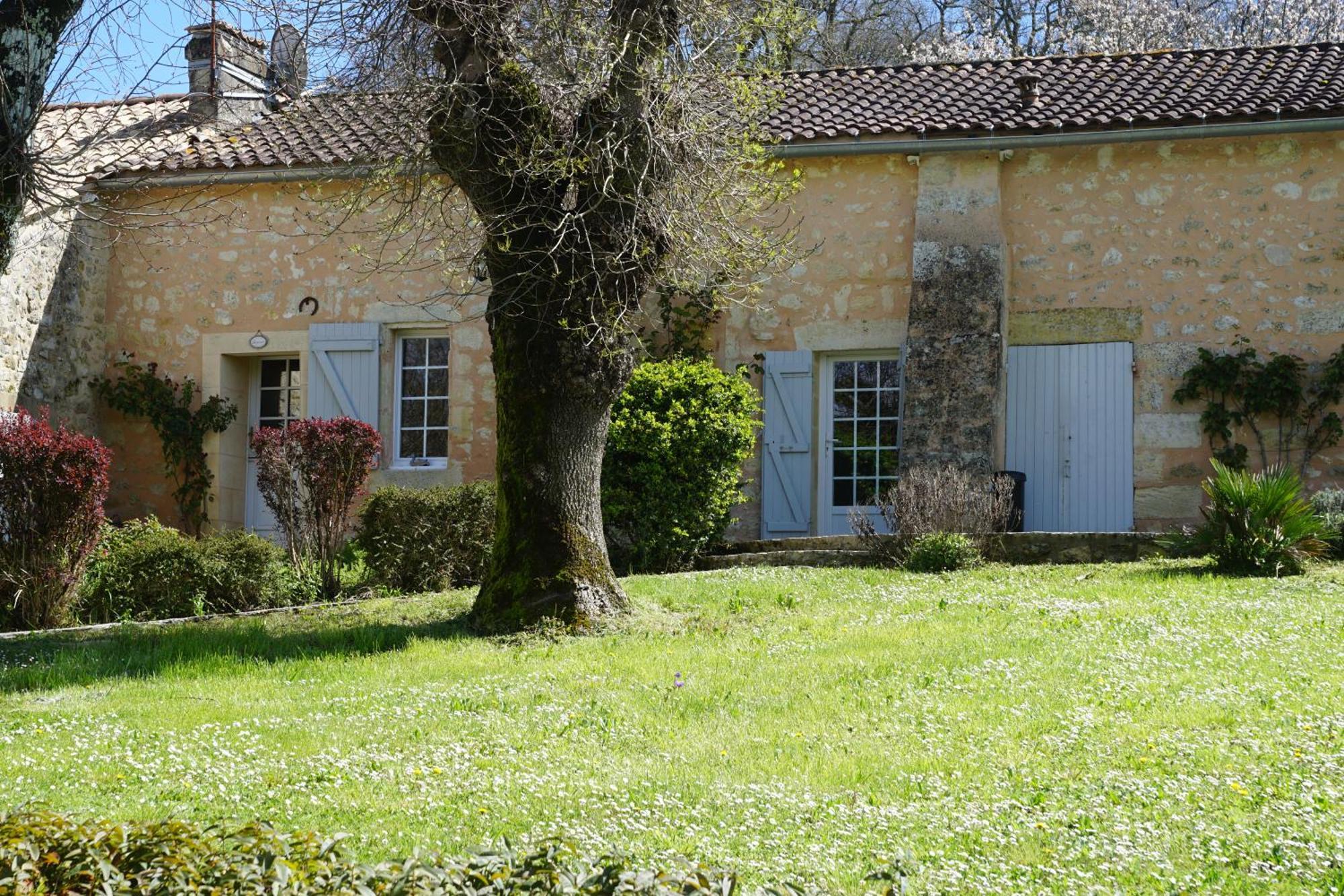 Moulin Notre Dame Hotel Saint-Genès-de-Castillon Eksteriør billede